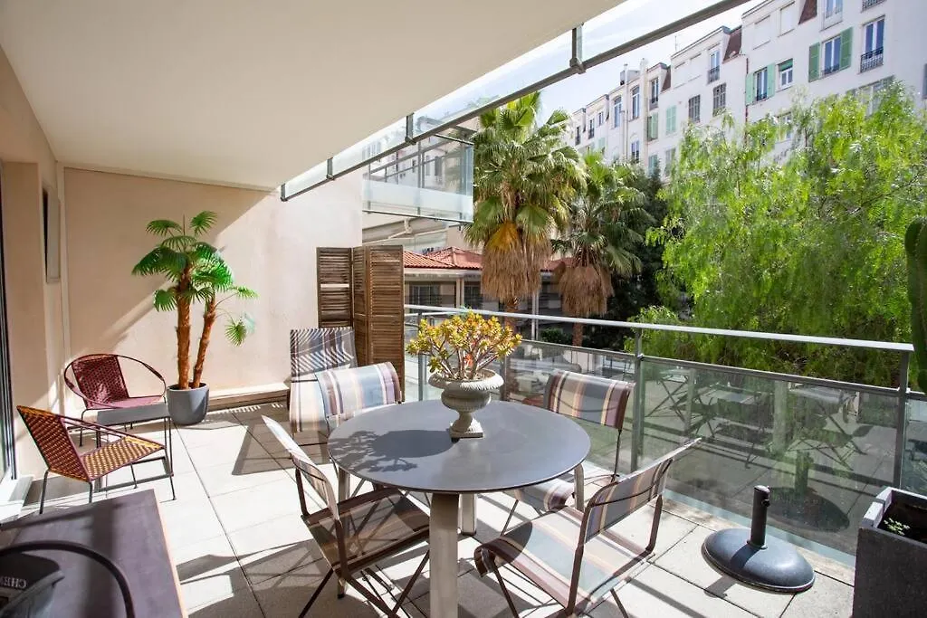 Apartment L18 Central Parking Terrace Ac 10Mins Walk To Beaches Nice