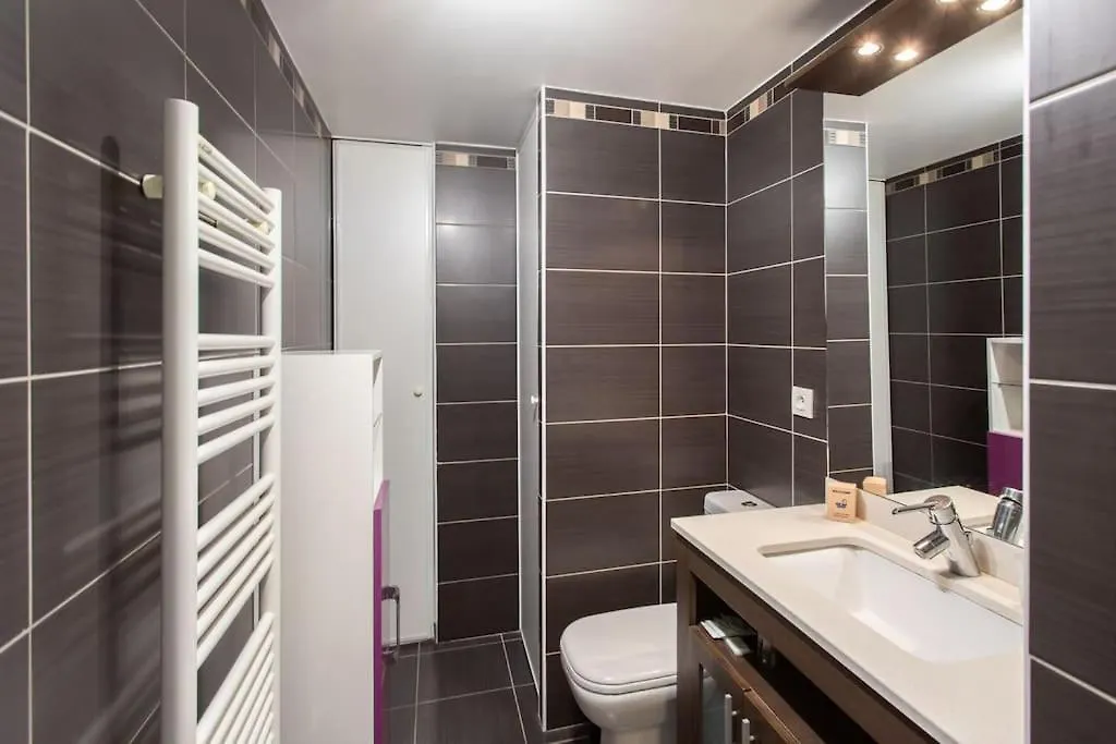 Apartment L18 Central Parking Terrace Ac 10Mins Walk To Beaches Nice France
